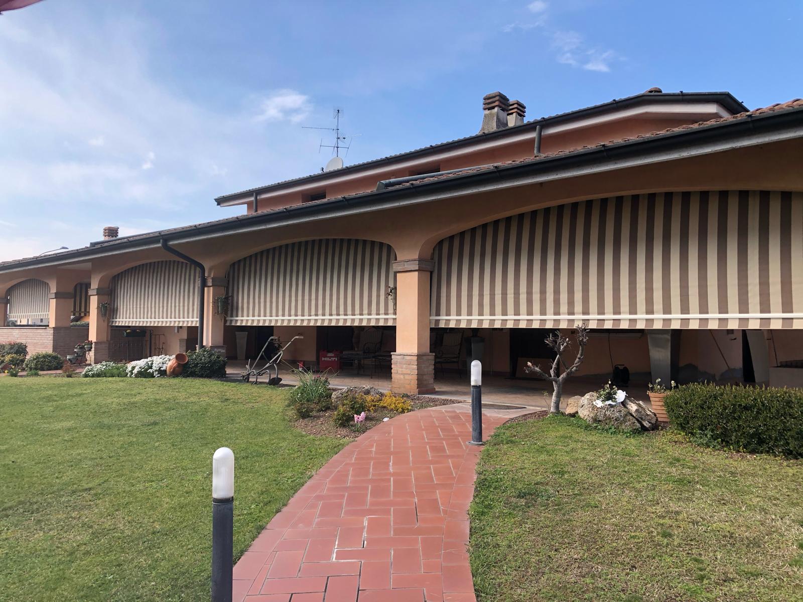 About tendetapparellebrescia19
